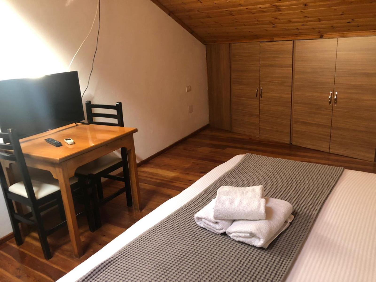 Hotel Demaj เบราท ภายนอก รูปภาพ